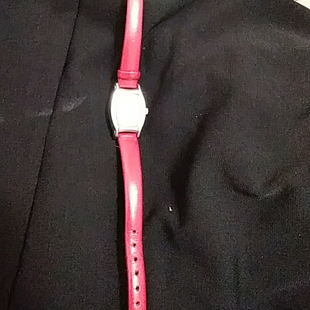 Watch - Picture 2 of 2